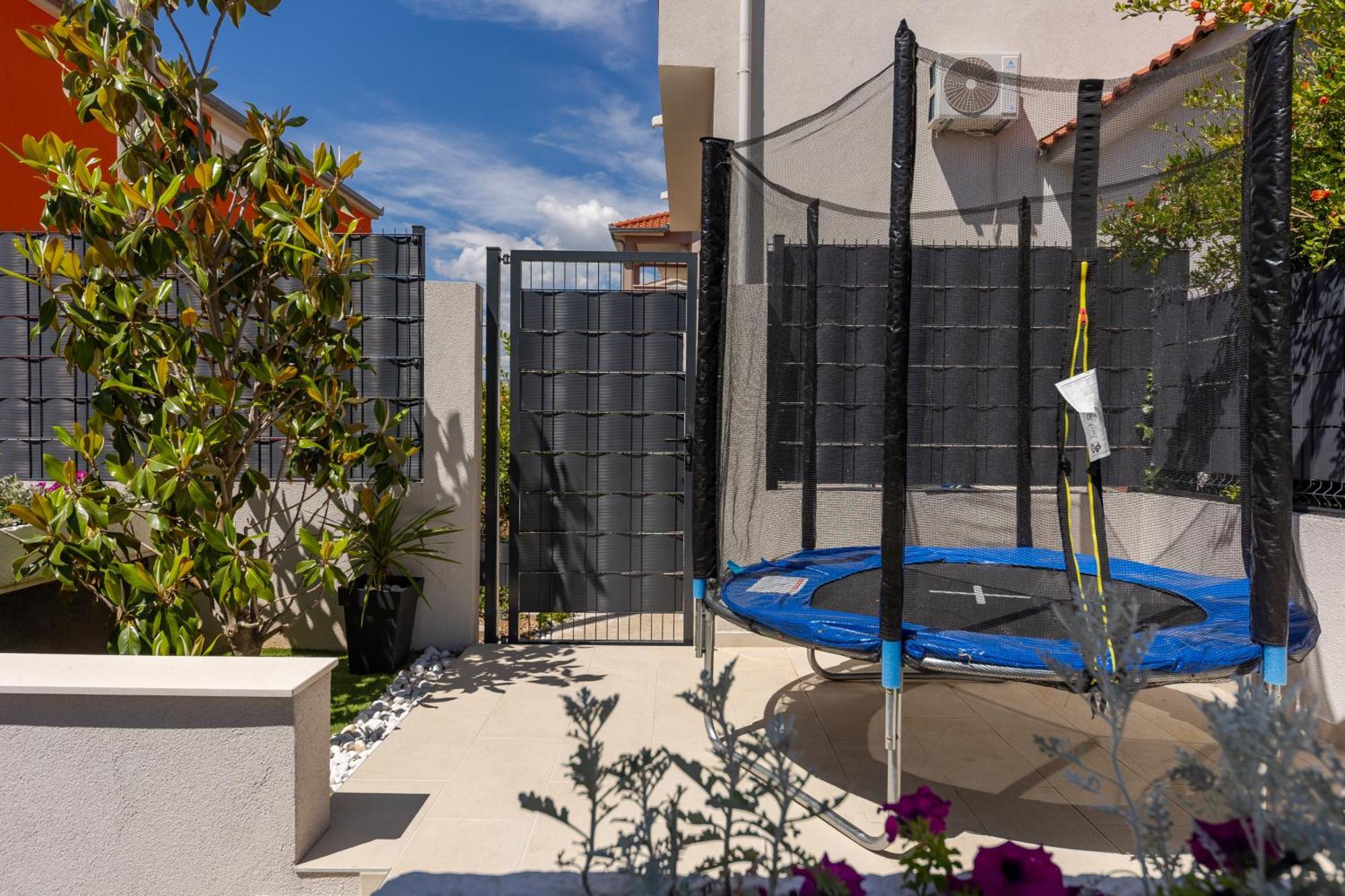 Luxury Villa My Wish With Pool Kastel Stari Exterior photo